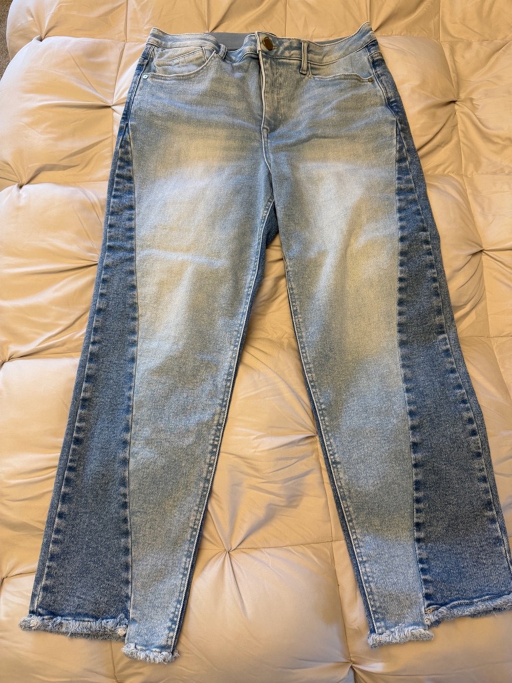 Democracy “Ab”solution Jeans Size 12 Colorblock Raw Hem Slim Straight - Picture 3 of 3